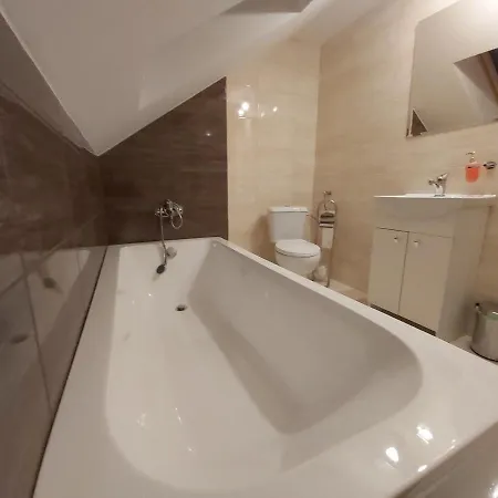 Farm stay Poziomka Jaszczurowa